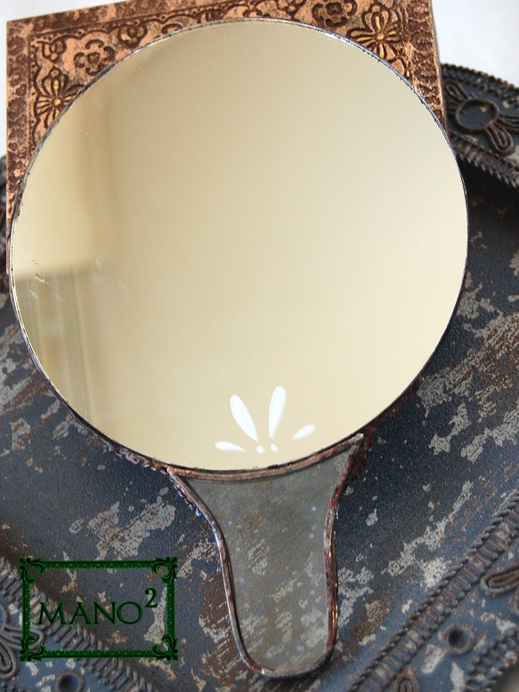 アンティーク風手鏡（ねこ） 4枚目の画像