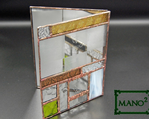 ステンドグラス　鏡　ミラー　百合 ステンドグラスのブック型ミラー その他インテリア雑貨 manomano 通販