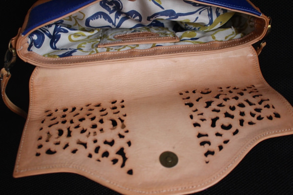 欄間のヌメ革クラッチ革レザーバッグ（モロッコスタイル） 5枚目の画像