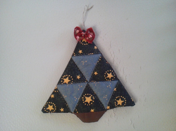 クリスマスツリーのパッチワークタペストリーB タペストリー・壁掛け