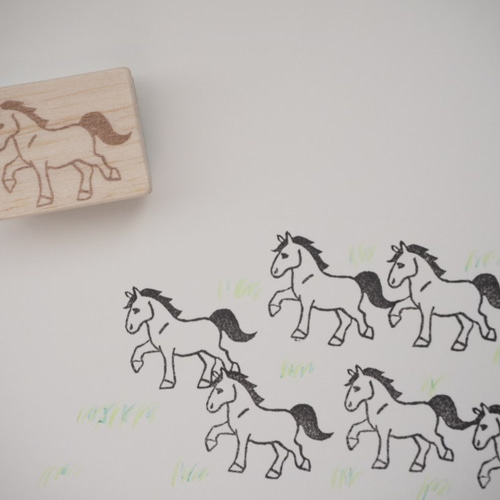 消しゴムはんこ※馬※ 受注製作】駆ける馬の消しゴムはんこ はんこ・スタンプ lapin2980 通販