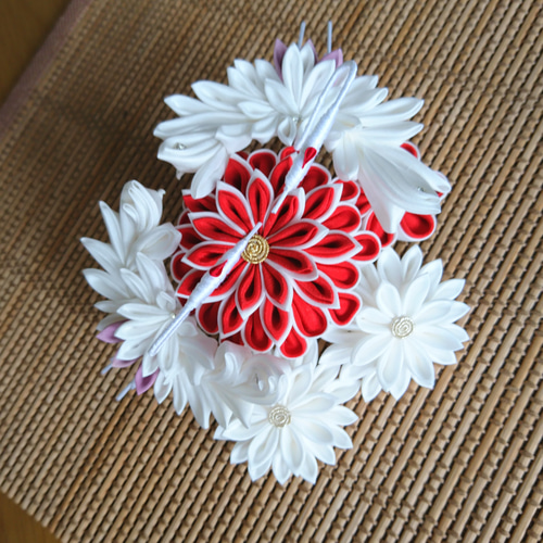 祝鶴つまみ細工花かんざし 正絹紅白 白無垢 色打掛 婚礼 和婚 振袖  