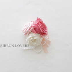 【リボンの薔薇・送料無料】コサージュ ﾋﾟﾝｸ③ 小 1枚目の画像