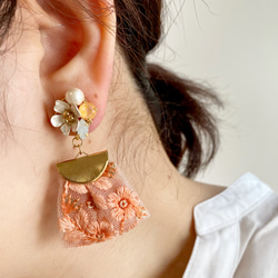 櫻花刺繡絲帶耳環/耳環 第4張的照片