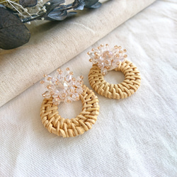 珠飾凸圓形寶石和藤條耳環/穿孔耳環 第2張的照片