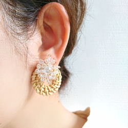 珠飾凸圓形寶石和藤條耳環/穿孔耳環 第5張的照片