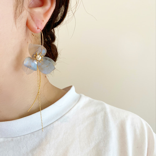 14kgf】紫陽花のフープピアス／ノンホールピアス ピアス（フープ