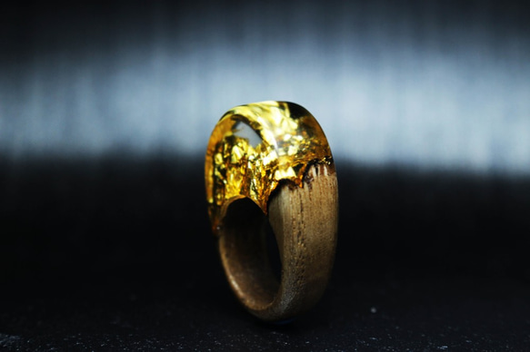 【現品限り40%off 送料無料】Modern Foil/Gold ～Resin Wood Ring～ 2枚目の画像