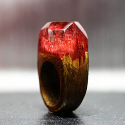 【送料無料】Deep Red Mountain ～Resin Wood Ring～ 2枚目の画像