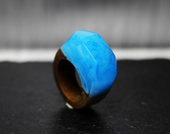 【送料無料】Blue Wave～Resin Wood Ring～ 3枚目の画像