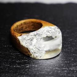 【現品限り40%off 送料無料】Modern Foil/Silver ～Resin Wood Ring～ 4枚目の画像