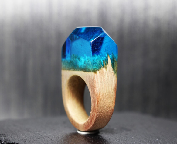 【現品限り 送料無料】Ocean Blue～Resin Wood Ring～ 2枚目の画像