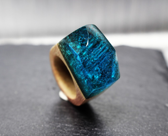 【現品限り 送料無料】Ocean Blue～Resin Wood Ring～ 3枚目の画像