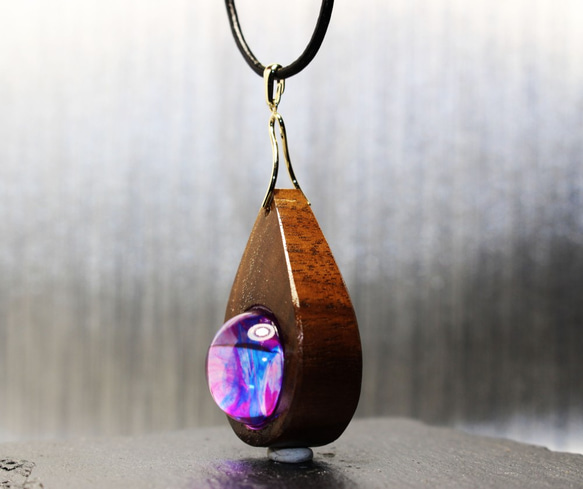 【送料無料】Orb Pendant/Fusion ～ウッドレジンジュエリー～ 2枚目の画像