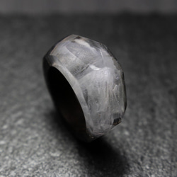 【新款包郵】白色大理石~樹脂木戒指~ 第3張的照片