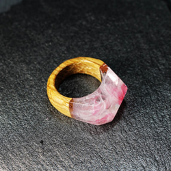 【包郵】幸福康乃馨～木樹脂戒指～ 第4張的照片