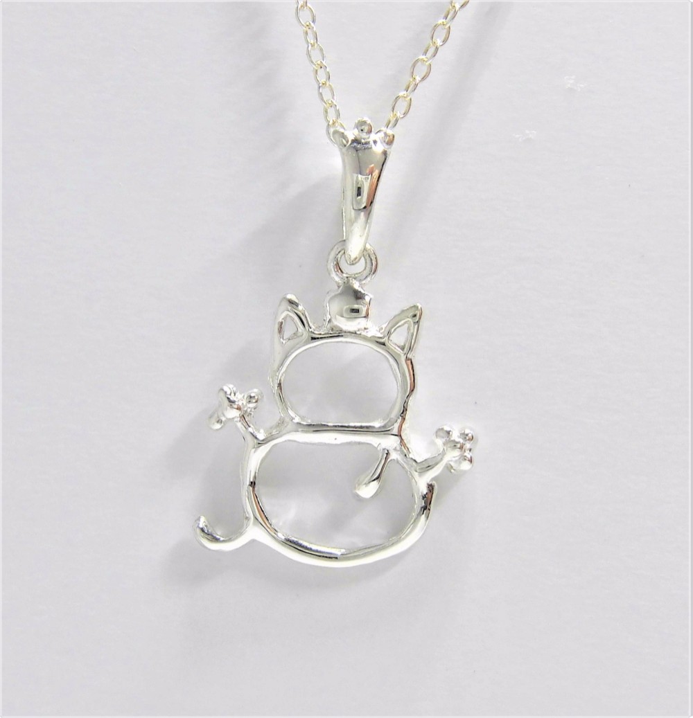 雪だるま猫　シルバーネックレス