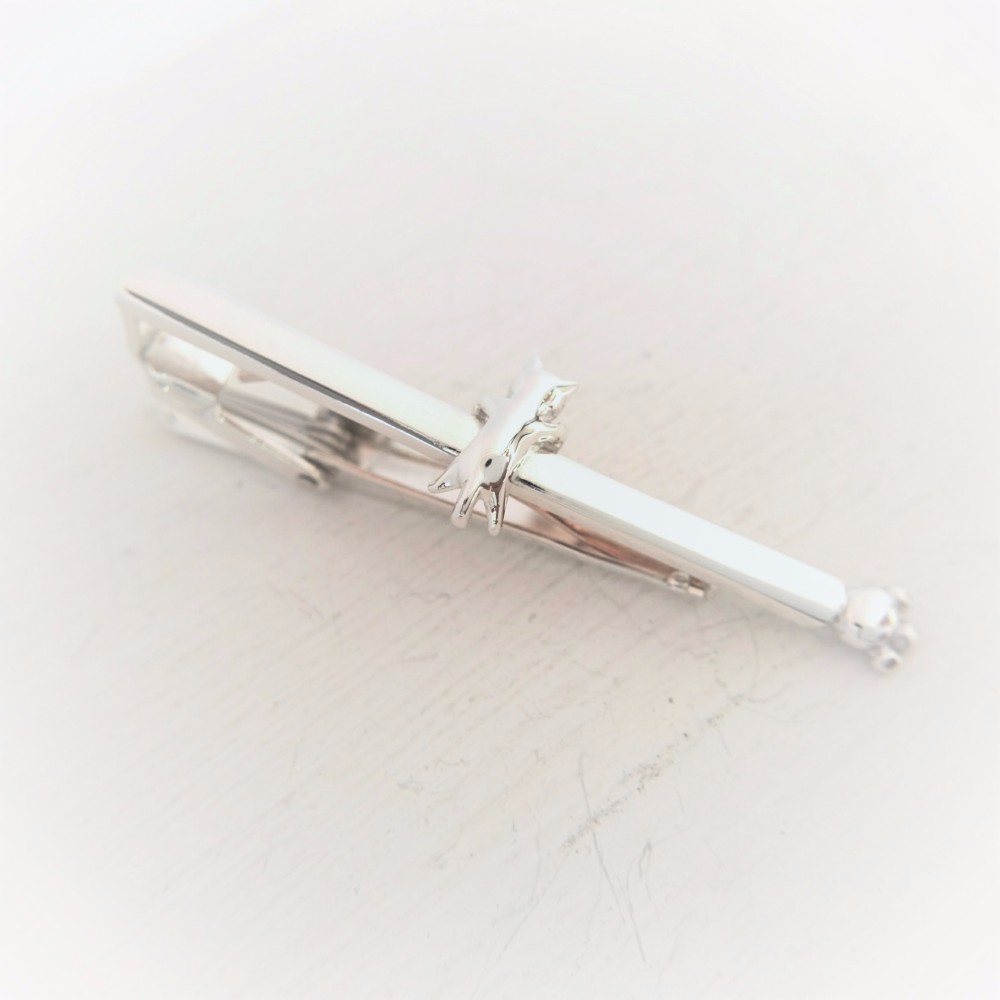 ネコタイピン しがみつき猫　シルバーネクタイピン