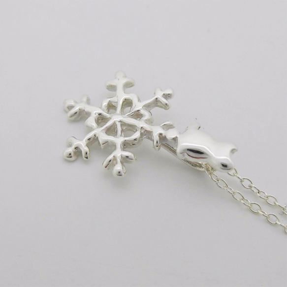 ＜Ci-Pu＞雪結晶猫 ネックレス 4枚目の画像