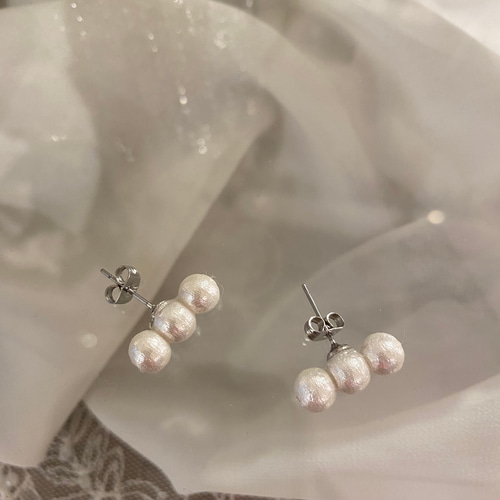 再販⭐︎3連コットンパールピアス イヤリング 6ミリ 3連ピアス ピアス 