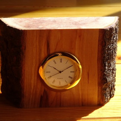 ワイルドな木の置時計（サクラ）no.１ 4枚目の画像