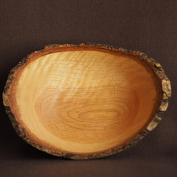 ナチュラルエッジの木の器（ナラ）no.12 2枚目の画像