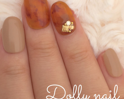 ショートオーバル＊秋の定番カフェオレベージュとべっ甲ネイル ネイル