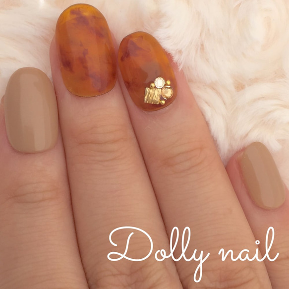 ショートオーバル＊秋の定番カフェオレベージュとべっ甲ネイル