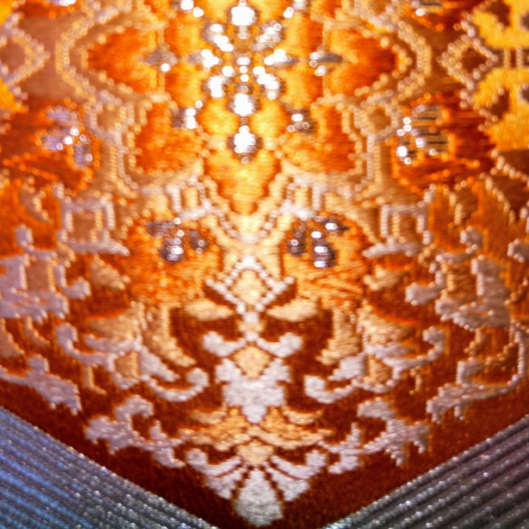 唐花亀甲模様の帯クッションカバー 6枚目の画像