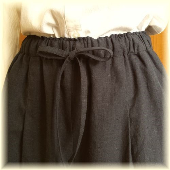 綿麻タックダーツのキュロットスカート　 2枚目の画像