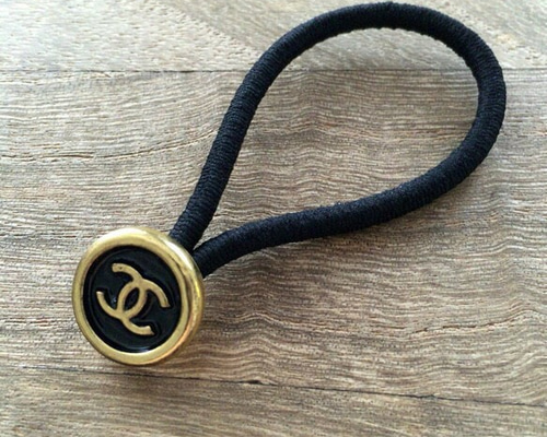 ヴィンテージシャネルボタンのヘアゴム② ヘアゴム CR. 通販 1753900