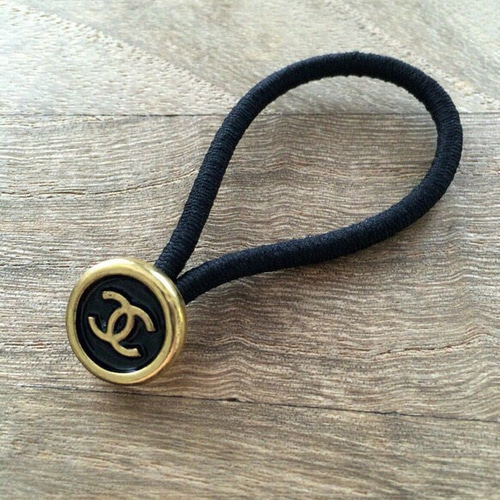 ヴィンテージシャネルボタンのヘアゴム② ヘアゴム CR. 通販 1753900