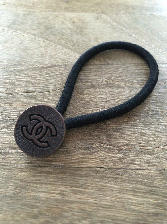 ヴィンテージシャネルボタンのヘアゴム⑥ ヘアゴム CR. 通販 1753984