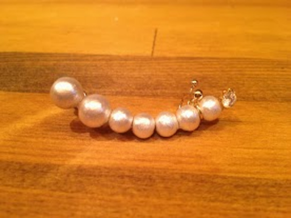 Cotton Pearl Earcuff(イヤリングタイプ） 1枚目の画像