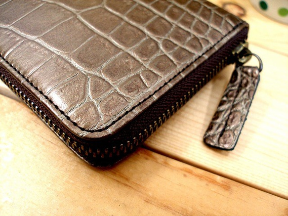 Real leather wallet/Embossing Leather/Crocodile pattern 第2張的照片