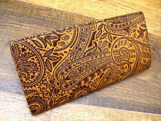 本革長財布 シンプルな折財布 ペイズリー柄型押レザー マスタード×チョコ ツートーンカラー