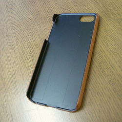【受注生産】 本革スマホカバー ニシキヘビ型押ステア(牛革) ブラウン iPhone用 3枚目の画像