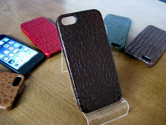 受注生産】本革スマホカバー クロコ型押しのゴート(山羊革