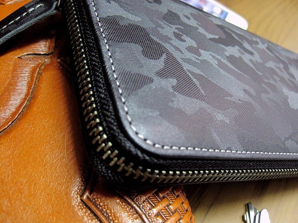 Real leather wallet/Embossing Steer Hide/Camouflage pattern 第2張的照片