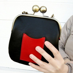 Real Leather pochette with grasp/Red & Black 第1張的照片