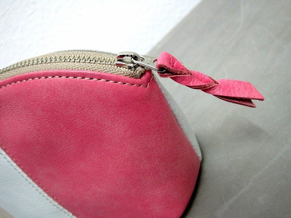 Real leather pouch/Kip leather 第2張的照片