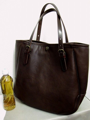 【受注生産】ガッツリ入るトートバッグ 子牛革の焦げ茶 全部詰め込みたいアナタに！