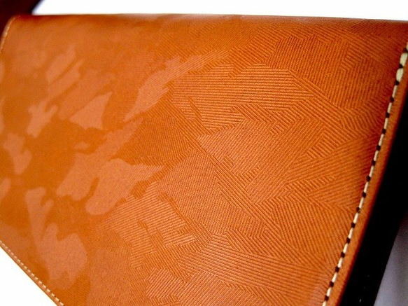 Real leather wallet/Embossing Steer Hide/Camouflage pattern 第3張的照片