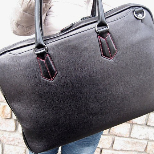 イタリア製　ビジネスバッグ　　牛革　ブラック　新品　未使用　メンズ　バッグ GUSCIO UOMO ビジネスバッグ 「グッシオ ウォーモ」本革風PU