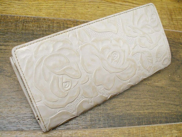 Real leather wallet/Embossing Steer leather/Rose pattern 第1張的照片