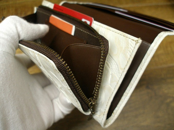 Real leather wallet/Embossing Steer leather/Rose pattern 第6張的照片