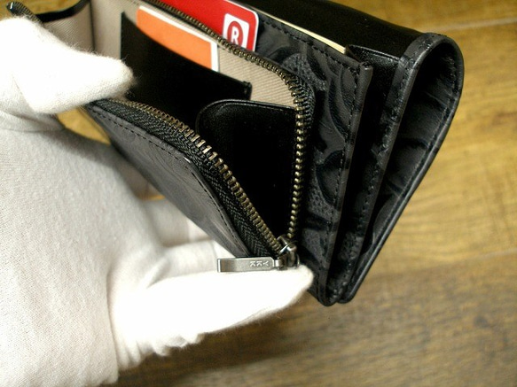 Real leather wallet/Embossing Steer leather/Rose pattern 第6張的照片