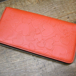 Real leather wallet/Embossing Kip/heart shape pattern 第1張的照片