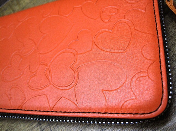 Real leather wallet/Embossing Kip/heart shape pattern 第2張的照片