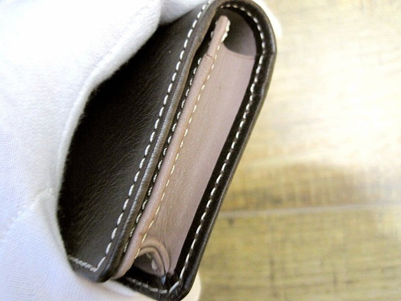 Real leather card case/Oil Pull-up finish Kip leather 第4張的照片